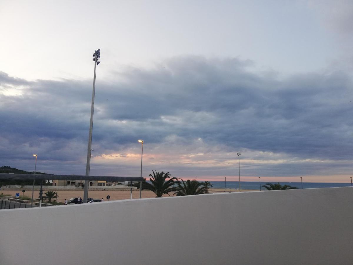 B&B Palazzo Manfredi Vieste, Fronte Mare Con Parcheggio Dış mekan fotoğraf