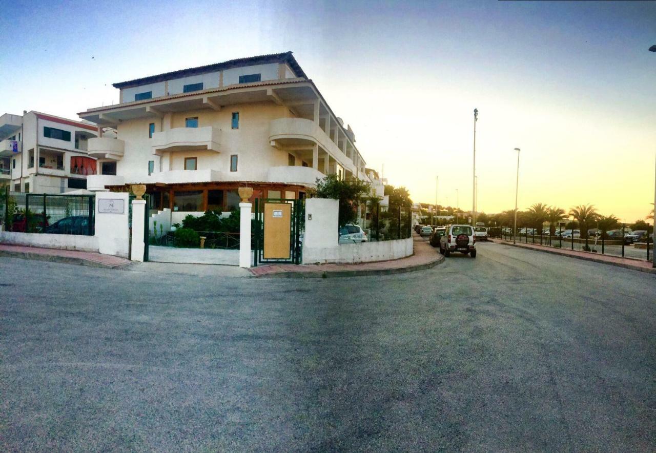 B&B Palazzo Manfredi Vieste, Fronte Mare Con Parcheggio Dış mekan fotoğraf